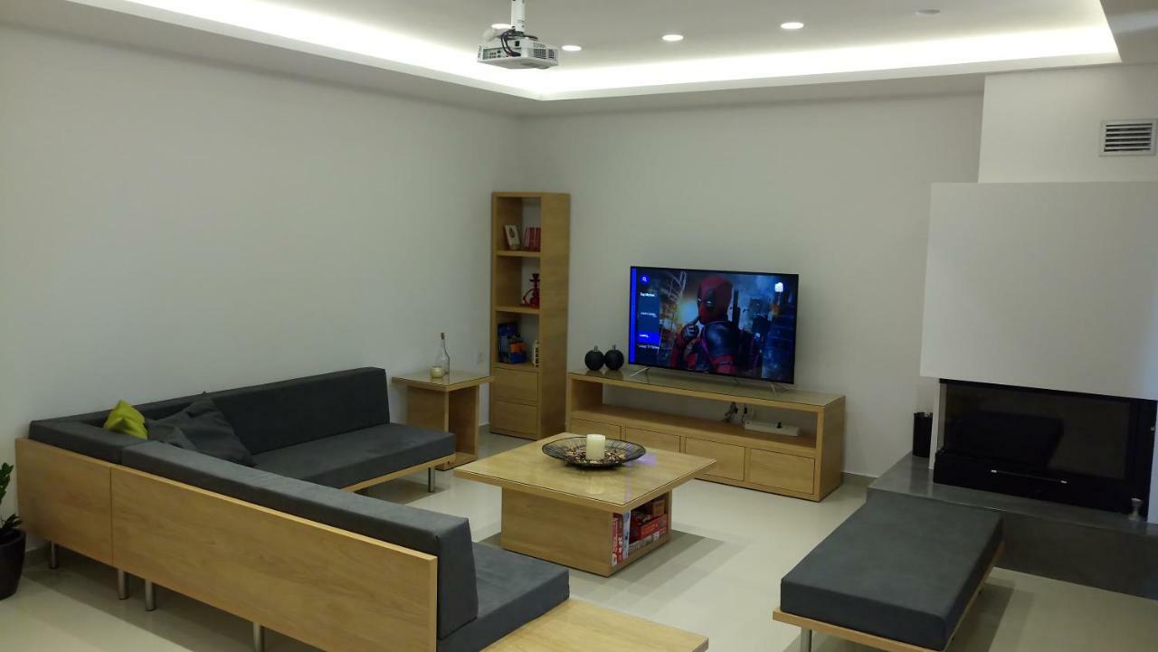 Heraklion Airport Family Lux Apartment ภายนอก รูปภาพ