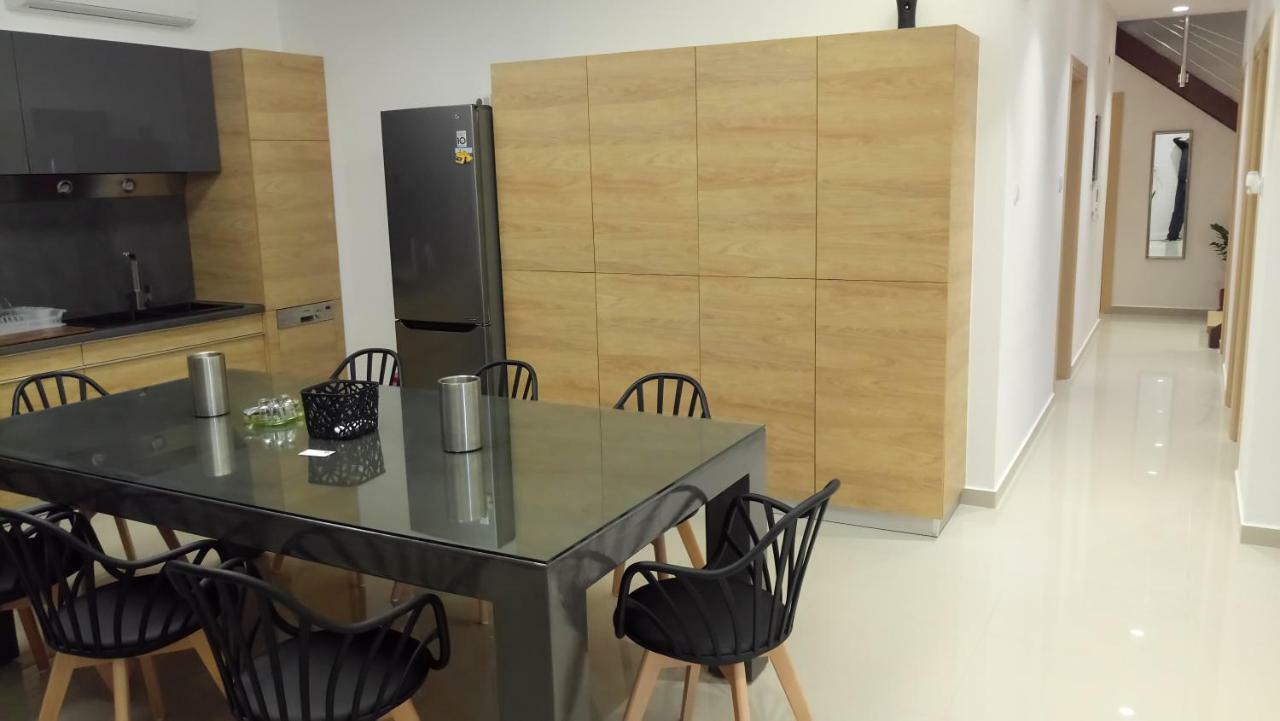Heraklion Airport Family Lux Apartment ภายนอก รูปภาพ