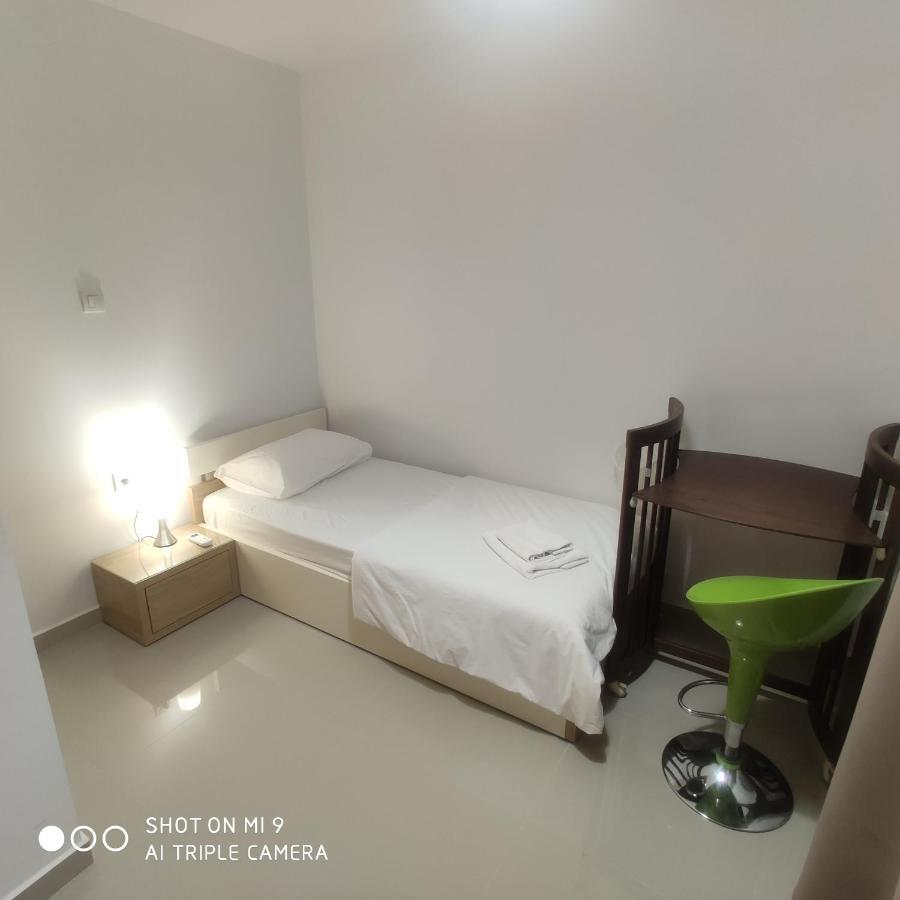 Heraklion Airport Family Lux Apartment ภายนอก รูปภาพ
